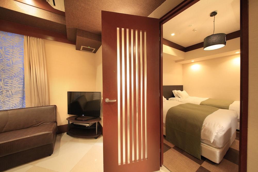 Centurion Hotel Residential Cabin Tower Präfektur Tokio Exterior foto