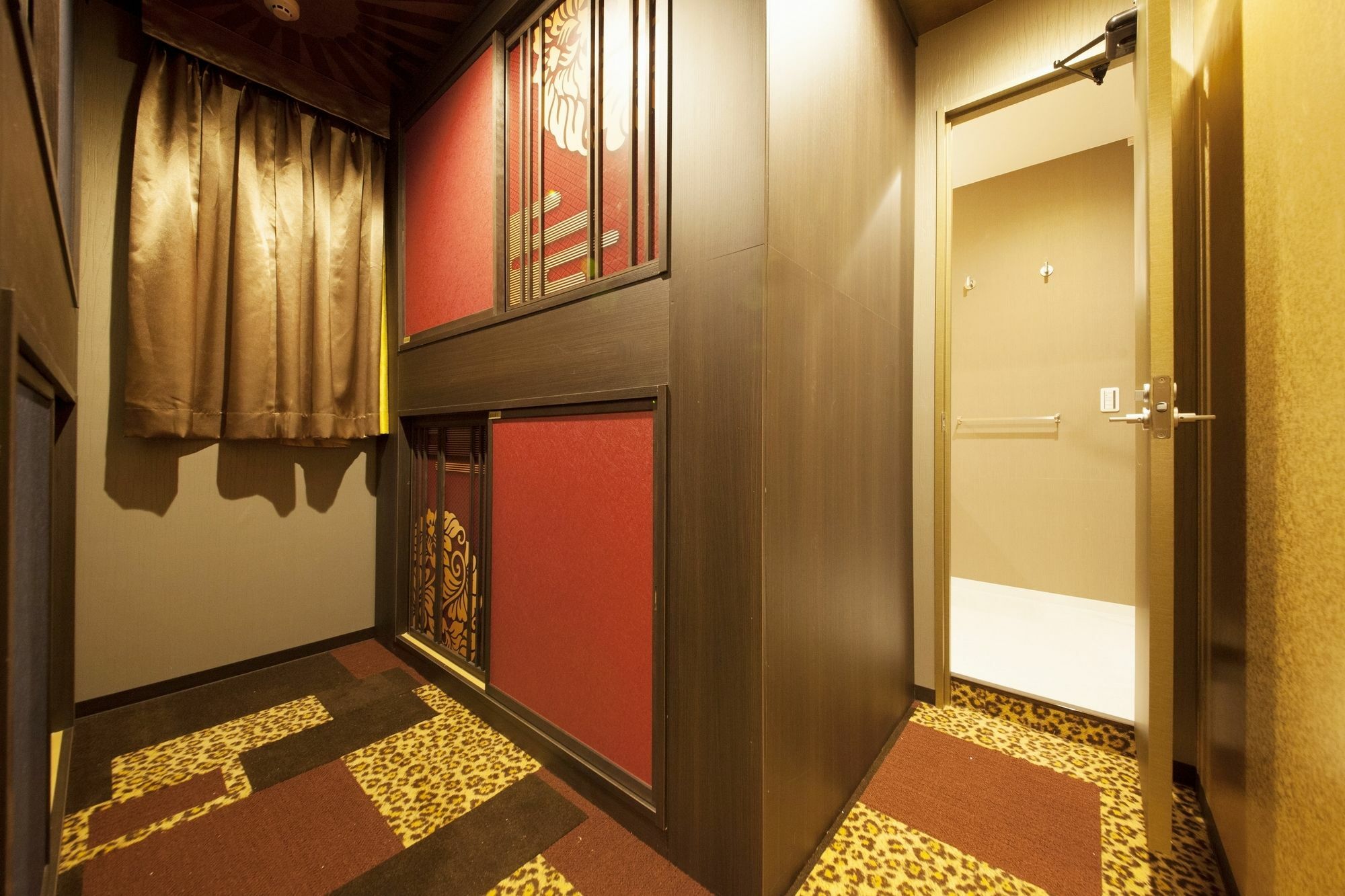 Centurion Hotel Residential Cabin Tower Präfektur Tokio Exterior foto